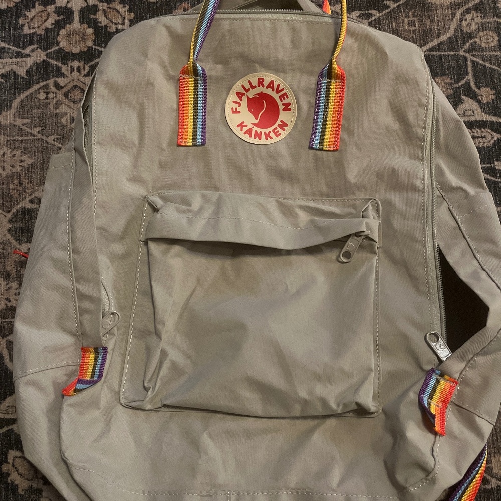 Fjallraven Kanken Backpack (Full size, Grey with rainbow straps)